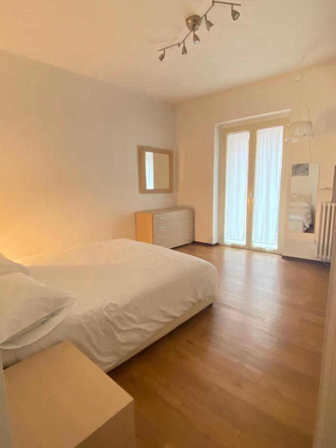 Appartmentslapiazzetta -1-2-6 Sesto Calende Exterior foto